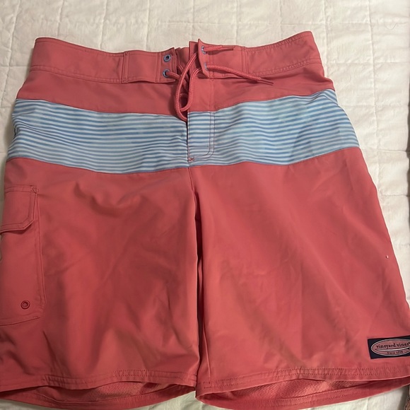 Vineyard Vines Bathing Suit size 32 - Picture 1 of 4